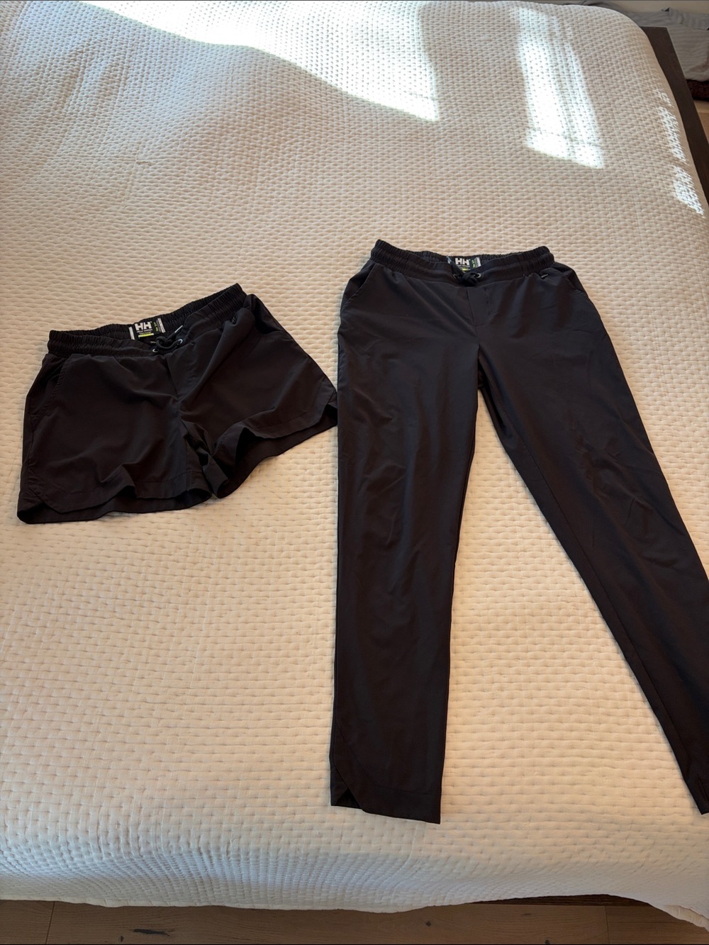 Helly Hansen Black Women’s Active Shorts and Leggings Duo
